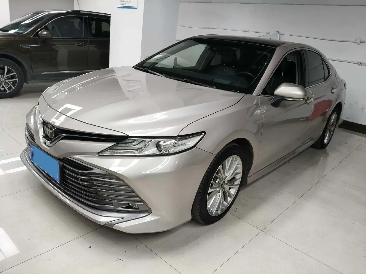 2018 Toyota Camry 2.5L 209HP L4 8AT,autocango,china used car exporter,china ev exporter,chinese used car exporter,chinese used ev exporter