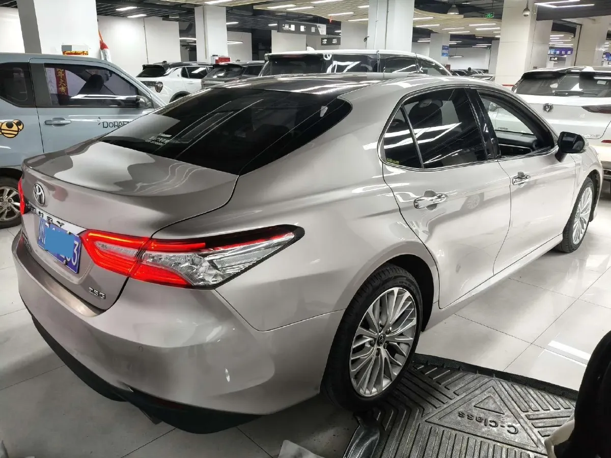 2018 Toyota Camry 2.5L 209HP L4 8AT,autocango,china used car exporter,china ev exporter,chinese used car exporter,chinese used ev exporter