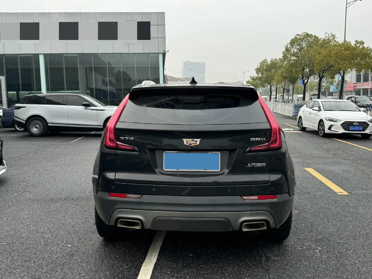 2021 Cadillac XT4 2.0T 237HP L4 9AT,autocango,china used car exporter,china ev exporter,chinese used car exporter,chinese used ev exporter