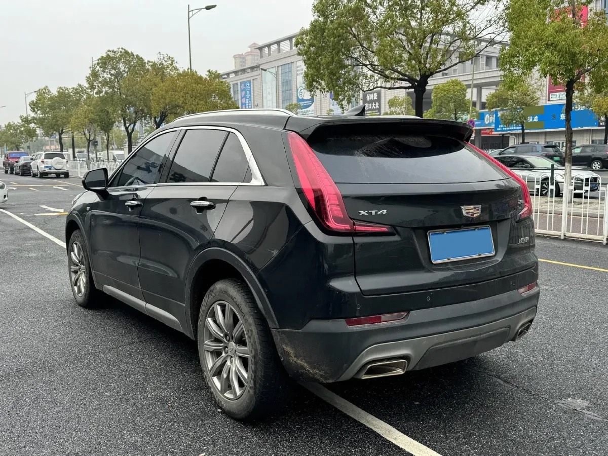 2021 Cadillac XT4 2.0T 237HP L4 9AT,autocango,china used car exporter,china ev exporter,chinese used car exporter,chinese used ev exporter