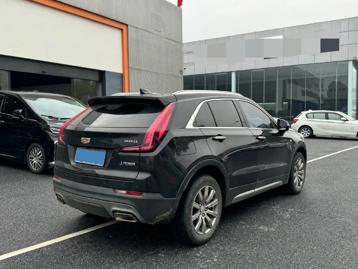 2021 Cadillac XT4 2.0T 237HP L4 9AT,autocango,china used car exporter,china ev exporter,chinese used car exporter,chinese used ev exporter