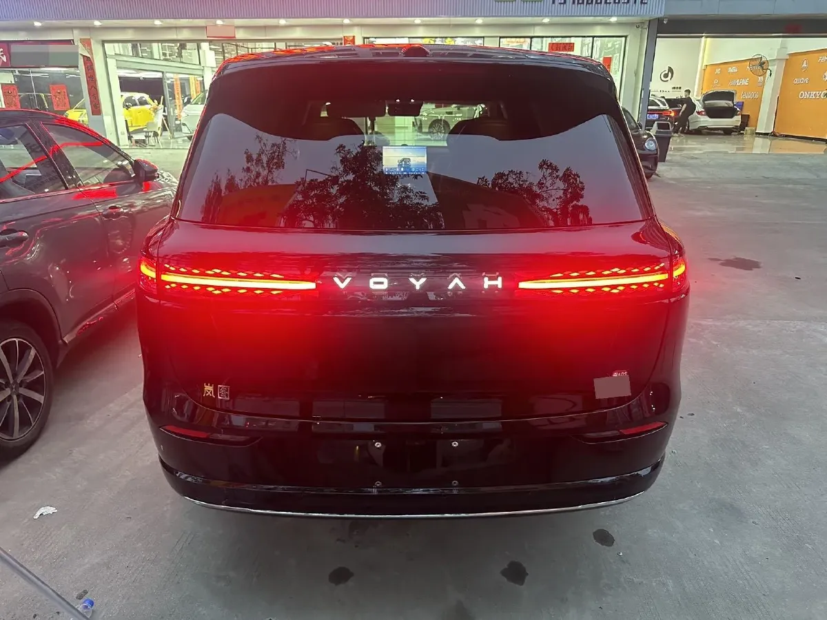 2026 Voyah 9L 1.5T 150HP L4 PHEV,autocango,china used car exporter,china ev exporter,chinese used car exporter,chinese used ev exporter