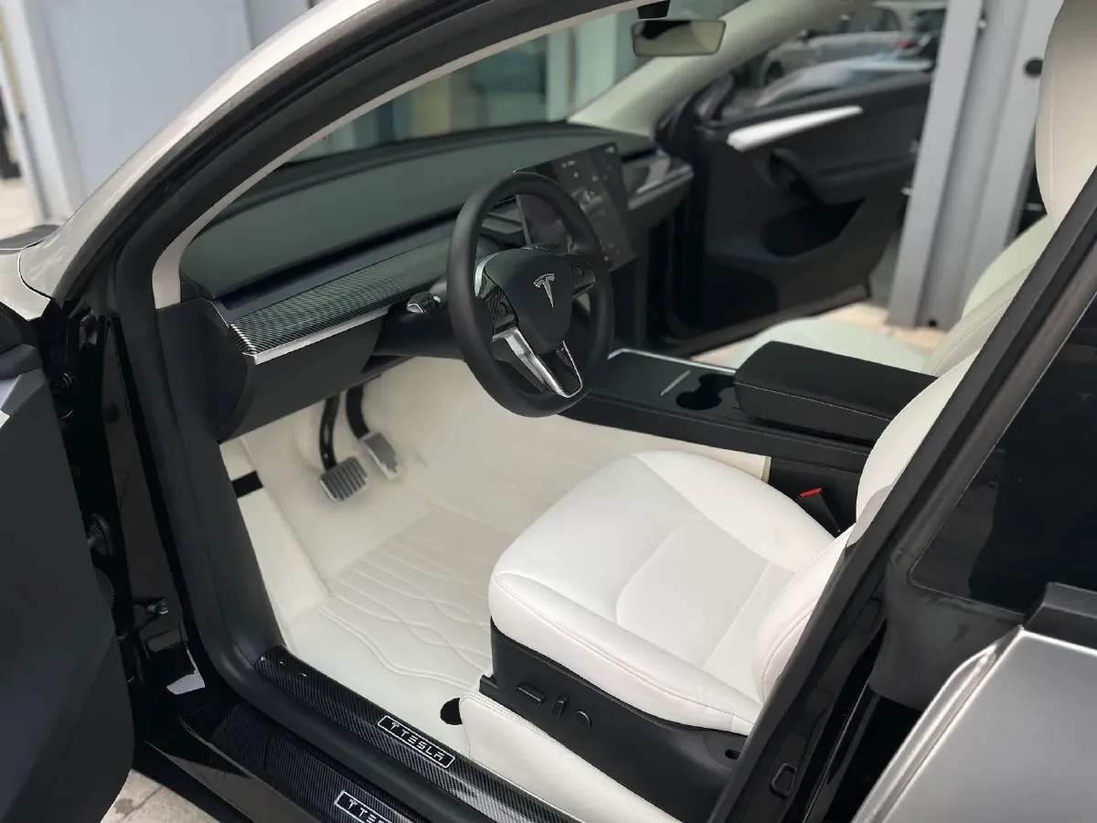 2022 Tesla Model Y BEV 60KWH,autocango,china used car exporter,china ev exporter,chinese used car exporter,chinese used ev exporter