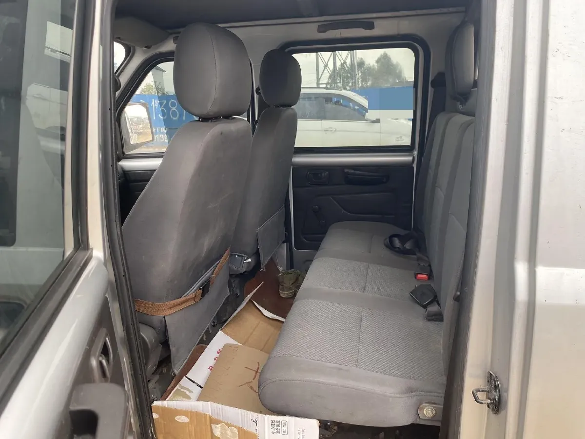 2019 WuLing RongGuang Mini Truck 1.5L 107HP L4 5MT,autocango,china used car exporter,china ev exporter,chinese used car exporter,chinese used ev exporter