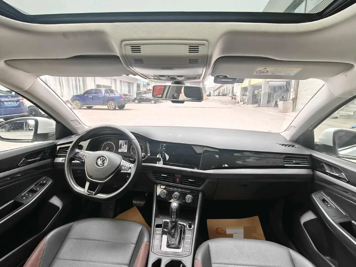 2021 Volkswagen Bora 1.5L 113HP L4 6AT,autocango,china used car exporter,china ev exporter,chinese used car exporter,chinese used ev exporter