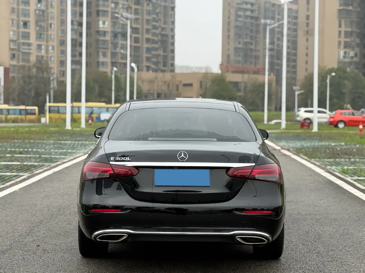 2021 Mercedes-Benz E Class 2.0T 258HP L4 9AT,autocango,china used car exporter,china ev exporter,chinese used car exporter,chinese used ev exporter