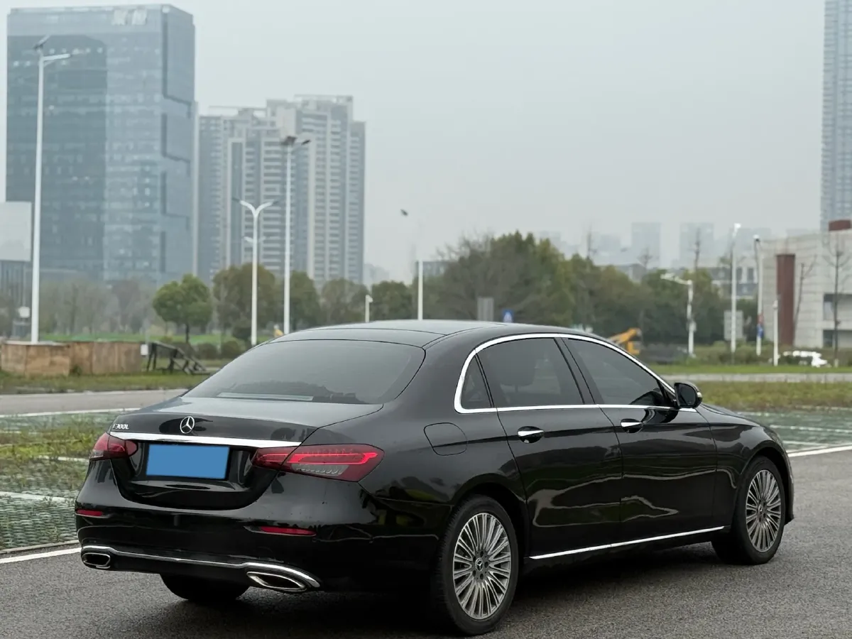 2021 Mercedes-Benz E Class 2.0T 258HP L4 9AT,autocango,china used car exporter,china ev exporter,chinese used car exporter,chinese used ev exporter