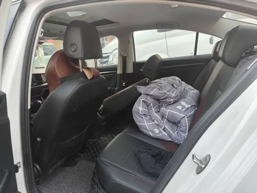 2019 MAXUS T60 2.0T 218HP L4 6AT,autocango,china used car exporter,china ev exporter,chinese used car exporter,chinese used ev exporter