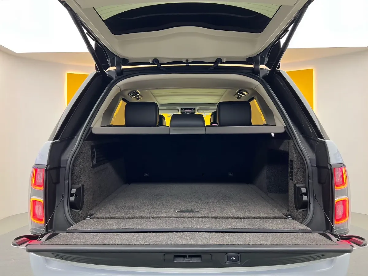 2022 Land Rover Range Rover 3.0T 400HP L6 8AT,autocango,china used car exporter,china ev exporter,chinese used car exporter,chinese used ev exporter