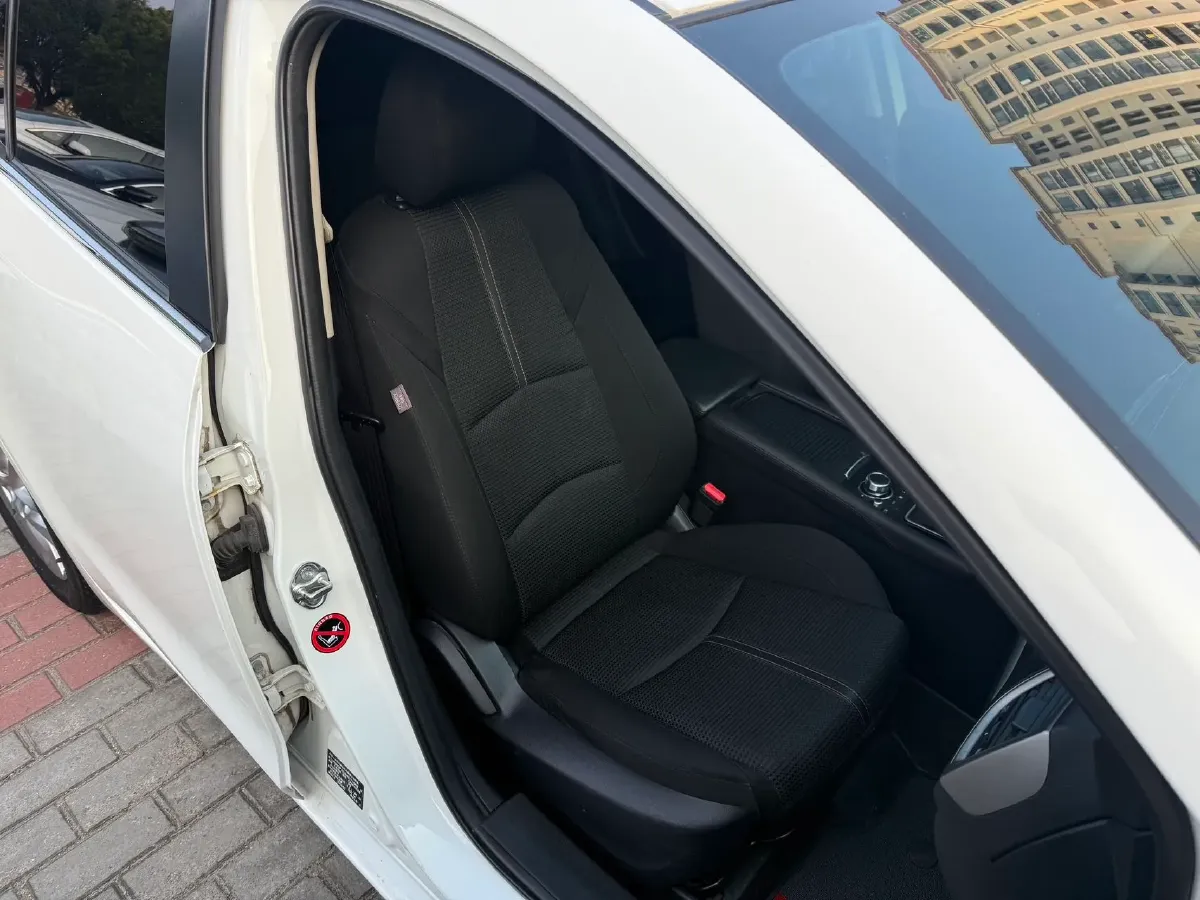 2017 Mazda 3 Axela 1.5L 117HP L4 6AT,autocango,china used car exporter,china ev exporter,chinese used car exporter,chinese used ev exporter