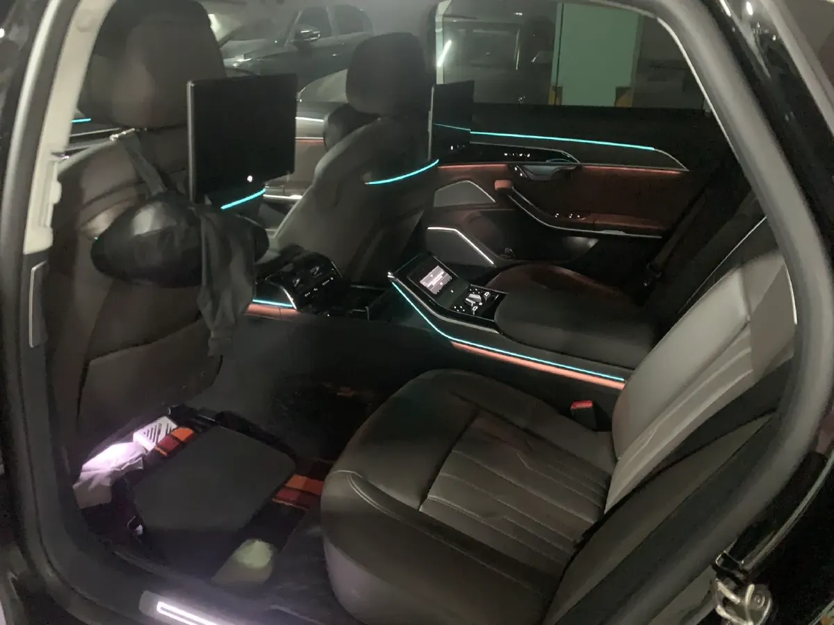 2021 Audi A8 3.0T 340HP V6 8AT,autocango,china used car exporter,china ev exporter,chinese used car exporter,chinese used ev exporter