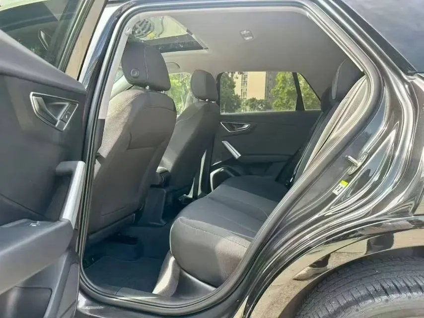 2021 Audi Q2L 1.4T 150HP L4 7DCT,autocango,china used car exporter,china ev exporter,chinese used car exporter,chinese used ev exporter