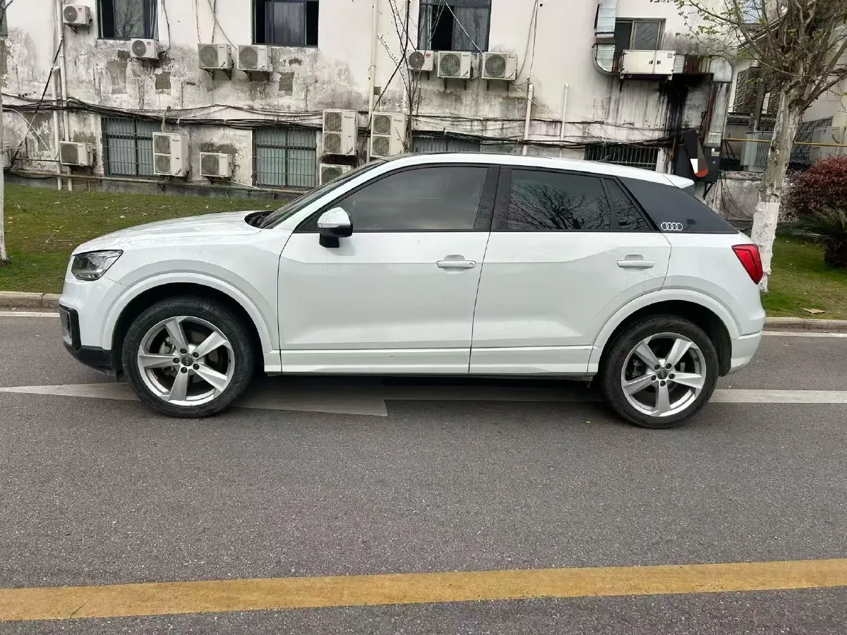 2021 Audi Q2L 1.4T 150HP L4 7DCT,autocango,china used car exporter,china ev exporter,chinese used car exporter,chinese used ev exporter