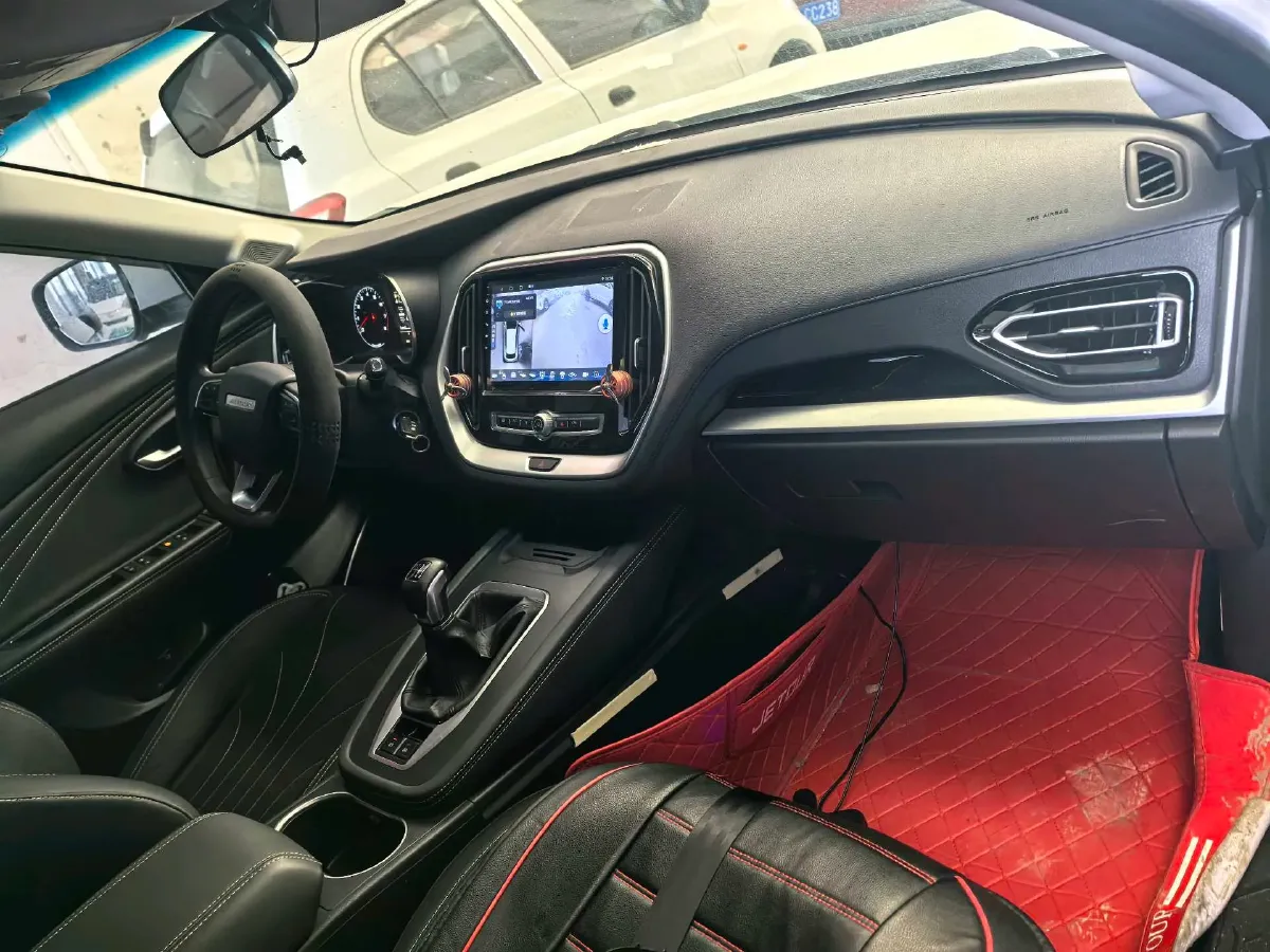 2022 Jetour X70M 1.5T 156HP L4 6MT,autocango,china used car exporter,china ev exporter,chinese used car exporter,chinese used ev exporter