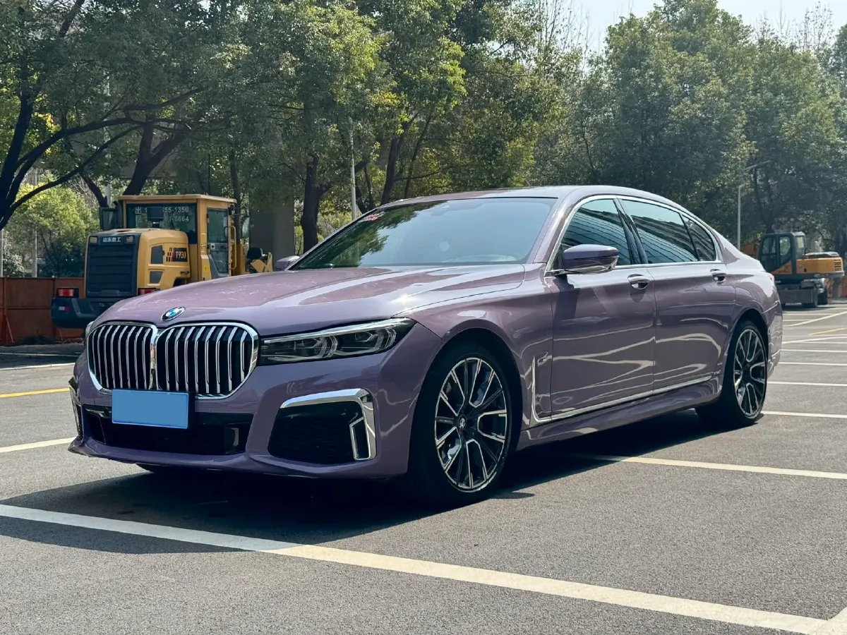 2021 BMW 7 Series 3.0T 340HP L6 8AT,autocango,china used car exporter,china ev exporter,chinese used car exporter,chinese used ev exporter