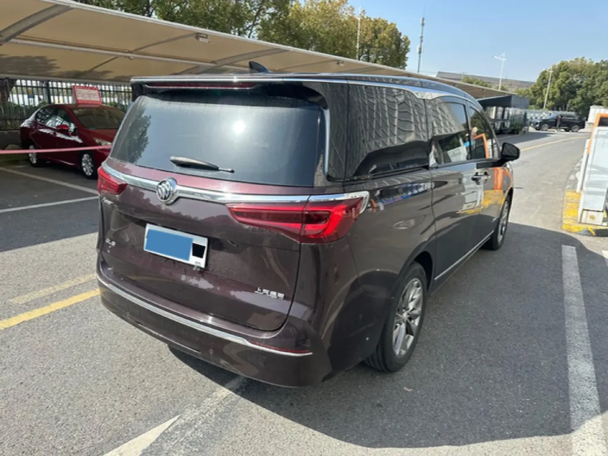 2022 Buick GL8 2.0T 237HP L4 9AT,autocango,china used car exporter,china ev exporter,chinese used car exporter,chinese used ev exporter