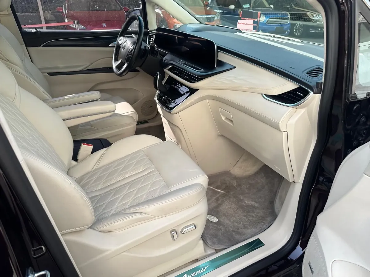 2022 Buick GL8 2.0T 237HP L4 9AT,autocango,china used car exporter,china ev exporter,chinese used car exporter,chinese used ev exporter