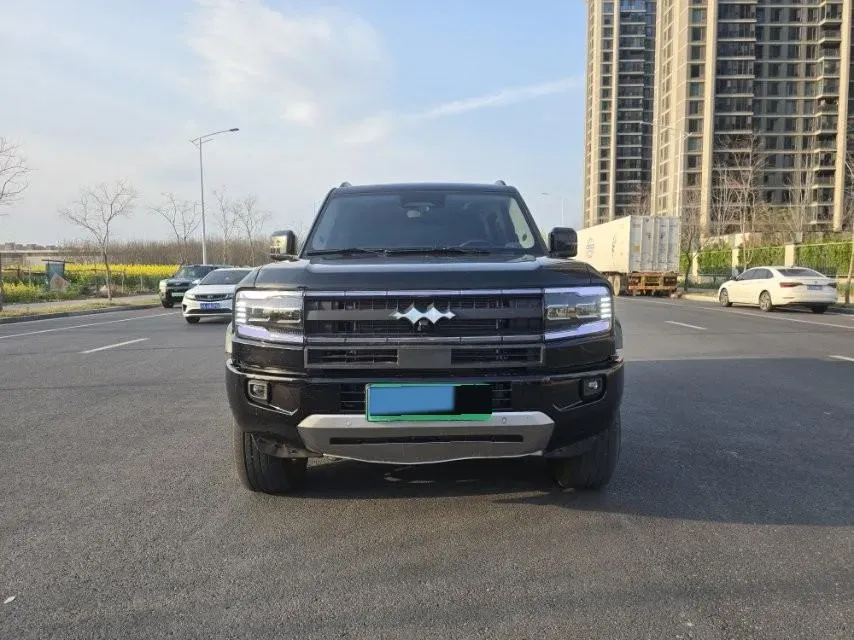2025 FangChengBao Bao 5 1.5T 194HP L4 E-CVT PHEV,autocango,china used car exporter,china ev exporter,chinese used car exporter,chinese used ev exporter