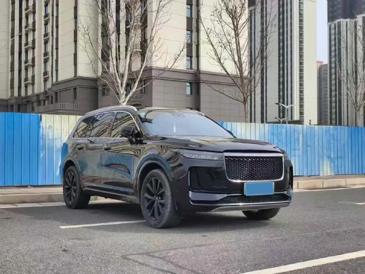 2021 Li ONE Range Extended 131HP REEV 40.5KWH,autocango,china used car exporter,china ev exporter,chinese used car exporter,chinese used ev exporter
