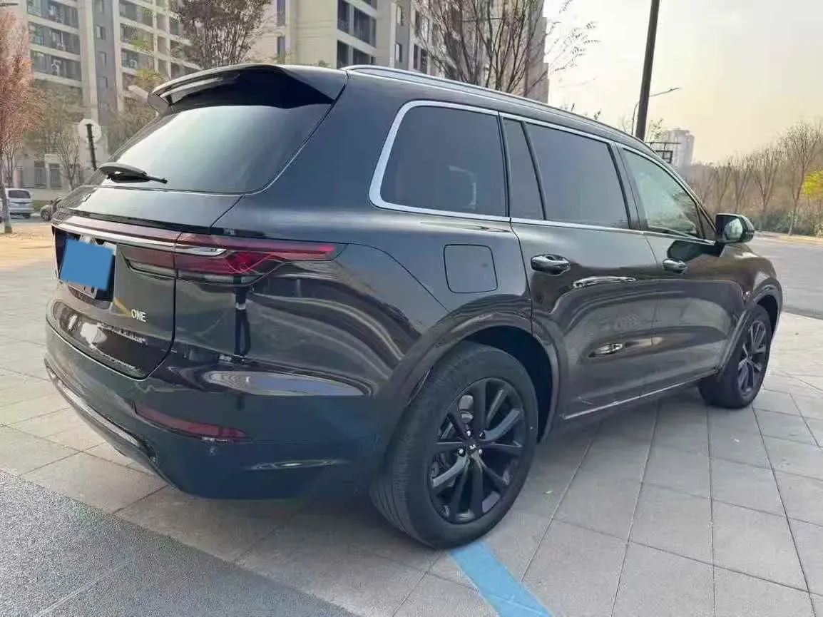 2021 Li ONE Range Extended 131HP REEV 40.5KWH,autocango,china used car exporter,china ev exporter,chinese used car exporter,chinese used ev exporter