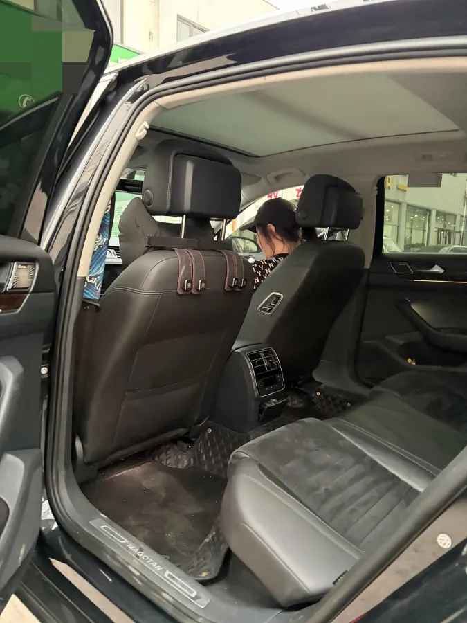 2018 Volkswagen Magotan 1.8T 180HP L4 7DCT,autocango,china used car exporter,china ev exporter,chinese used car exporter,chinese used ev exporter