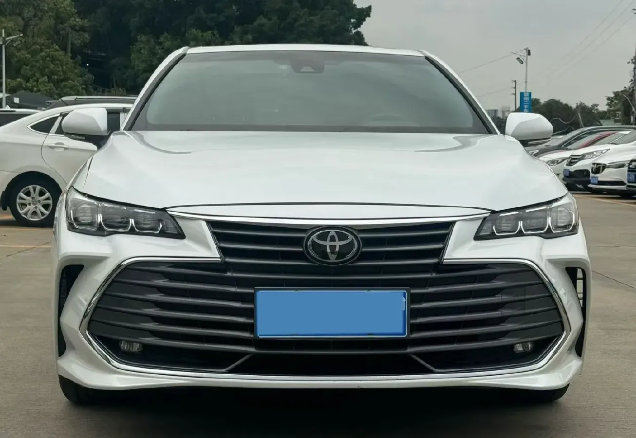 2021 Toyota Avalon 2.5L 209HP L4 8AT,autocango,china used car exporter,china ev exporter,chinese used car exporter,chinese used ev exporter