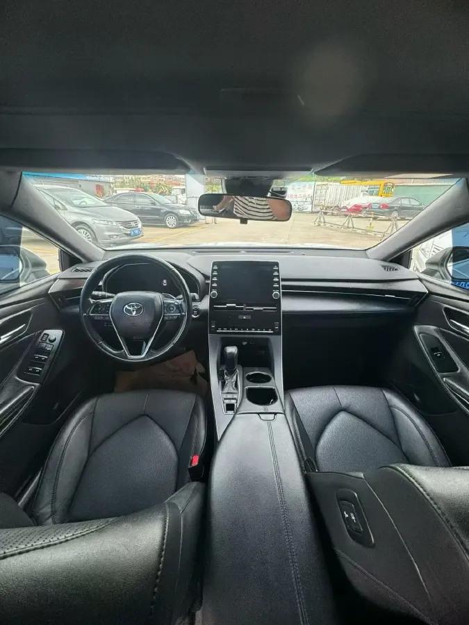 2021 Toyota Avalon 2.5L 209HP L4 8AT,autocango,china used car exporter,china ev exporter,chinese used car exporter,chinese used ev exporter