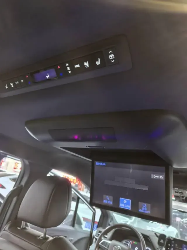 2023 Toyota Sienna 2.5L 189HP L4 E-CVT Hybrid,autocango,china used car exporter,china ev exporter,chinese used car exporter,chinese used ev exporter