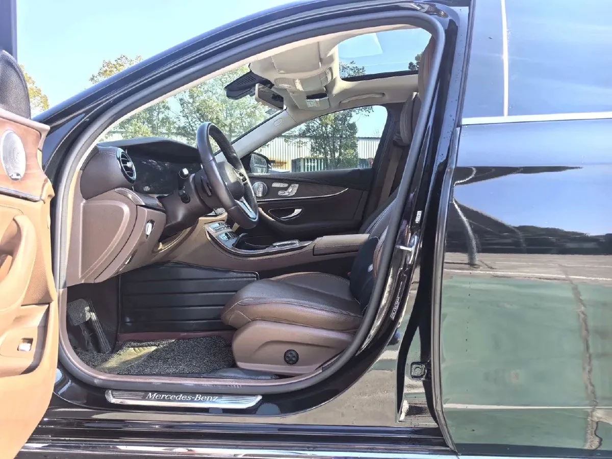 2020 Mercedes-Benz E Class 2.0T 258HP L4 9AT,autocango,china used car exporter,china ev exporter,chinese used car exporter,chinese used ev exporter