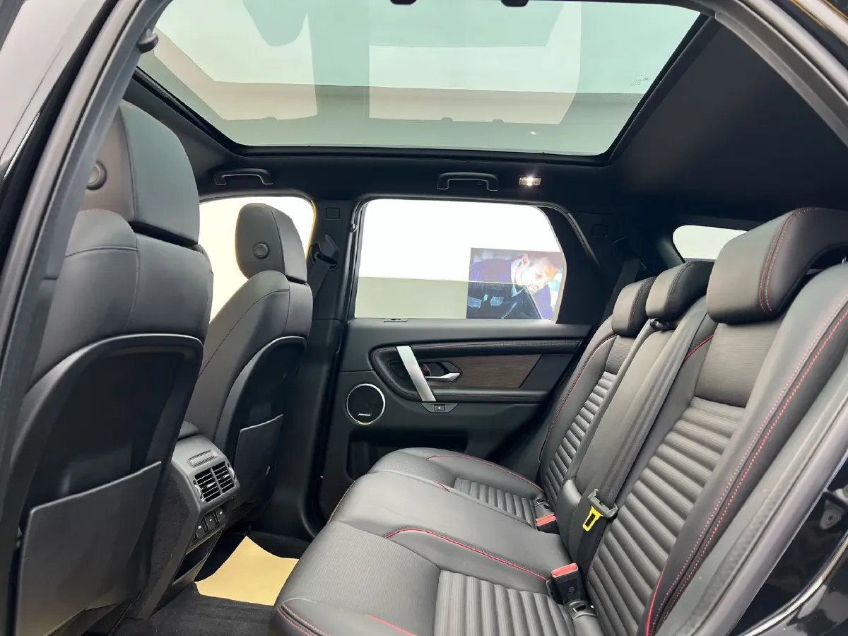 2023 Land Rover Discovery Sport 2.0T 249HP L4 9AT,autocango,china used car exporter,china ev exporter,chinese used car exporter,chinese used ev exporter