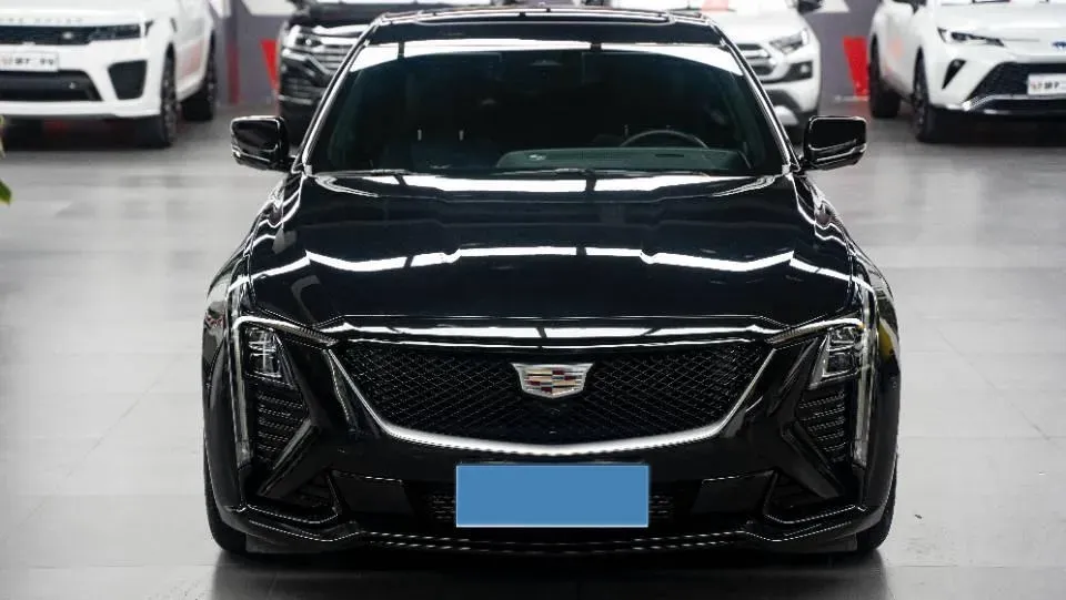 2024 Cadillac CT5 2.0T 237HP L4 10AT,autocango,china used car exporter,china ev exporter,chinese used car exporter,chinese used ev exporter