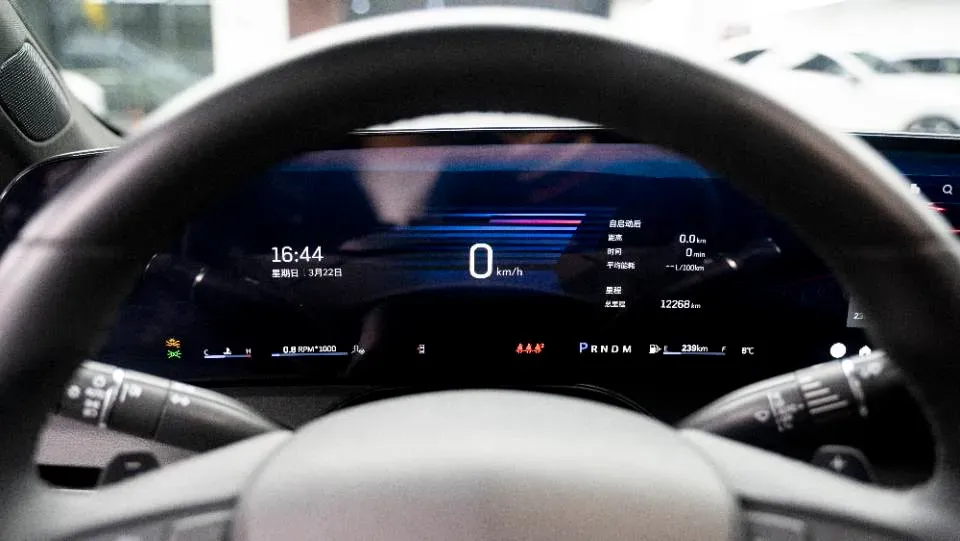 2024 Cadillac CT5 2.0T 237HP L4 10AT,autocango,china used car exporter,china ev exporter,chinese used car exporter,chinese used ev exporter