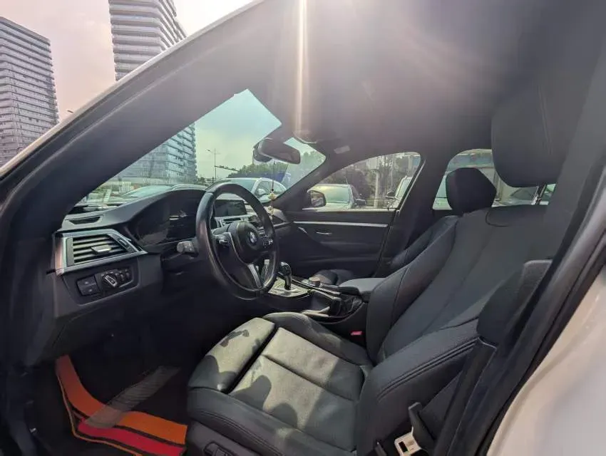 2020 BMW 3 Series GT 2.0T 184HP L4 8AT,autocango,china used car exporter,china ev exporter,chinese used car exporter,chinese used ev exporter