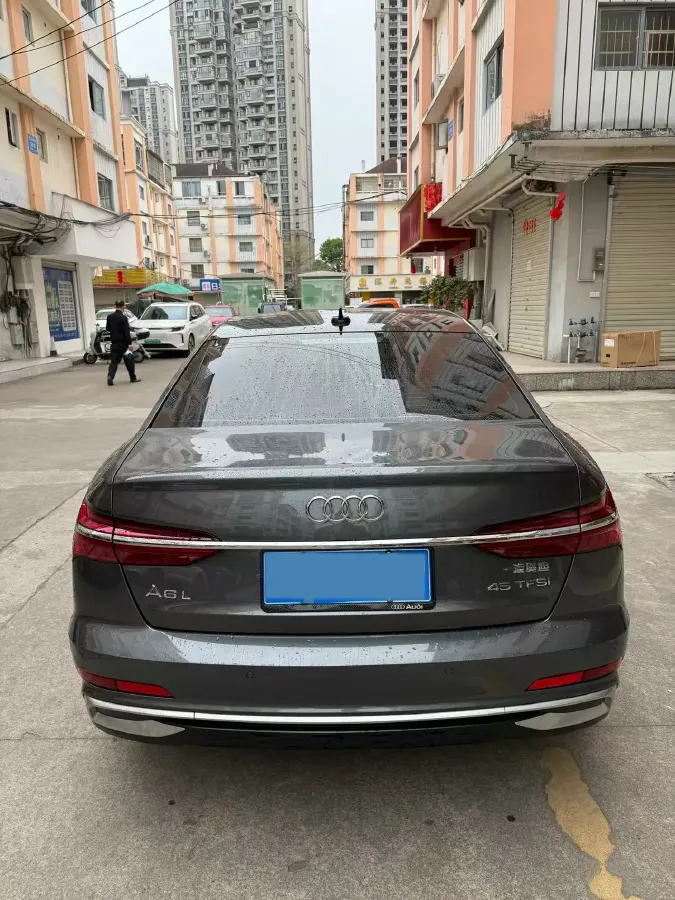 2023 Audi A6L 2.0T 245HP L4 7DCT,autocango,china used car exporter,china ev exporter,chinese used car exporter,chinese used ev exporter