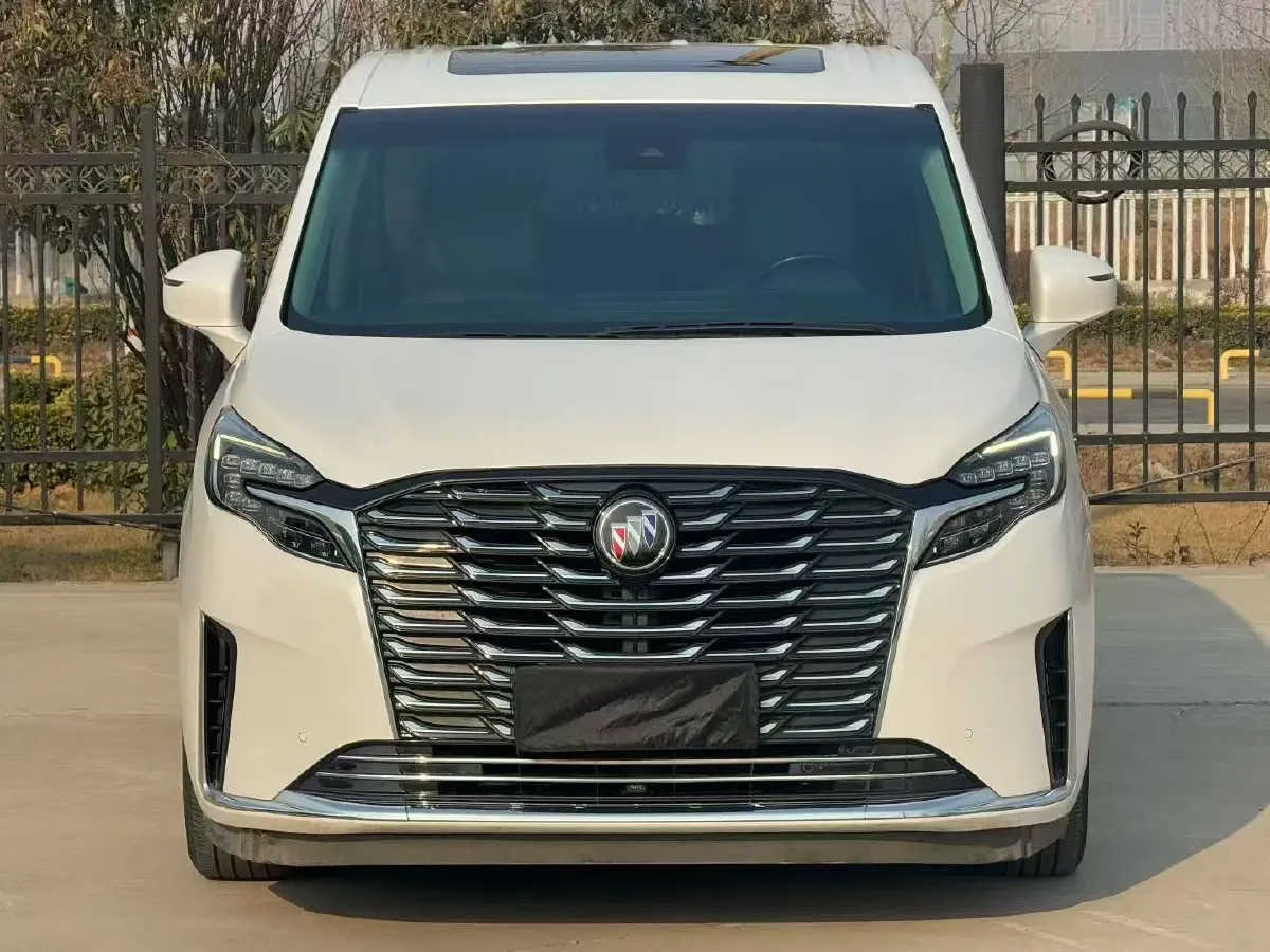 2023 Buick GL8 2.0T 237HP L4 9AT,autocango,china used car exporter,china ev exporter,chinese used car exporter,chinese used ev exporter