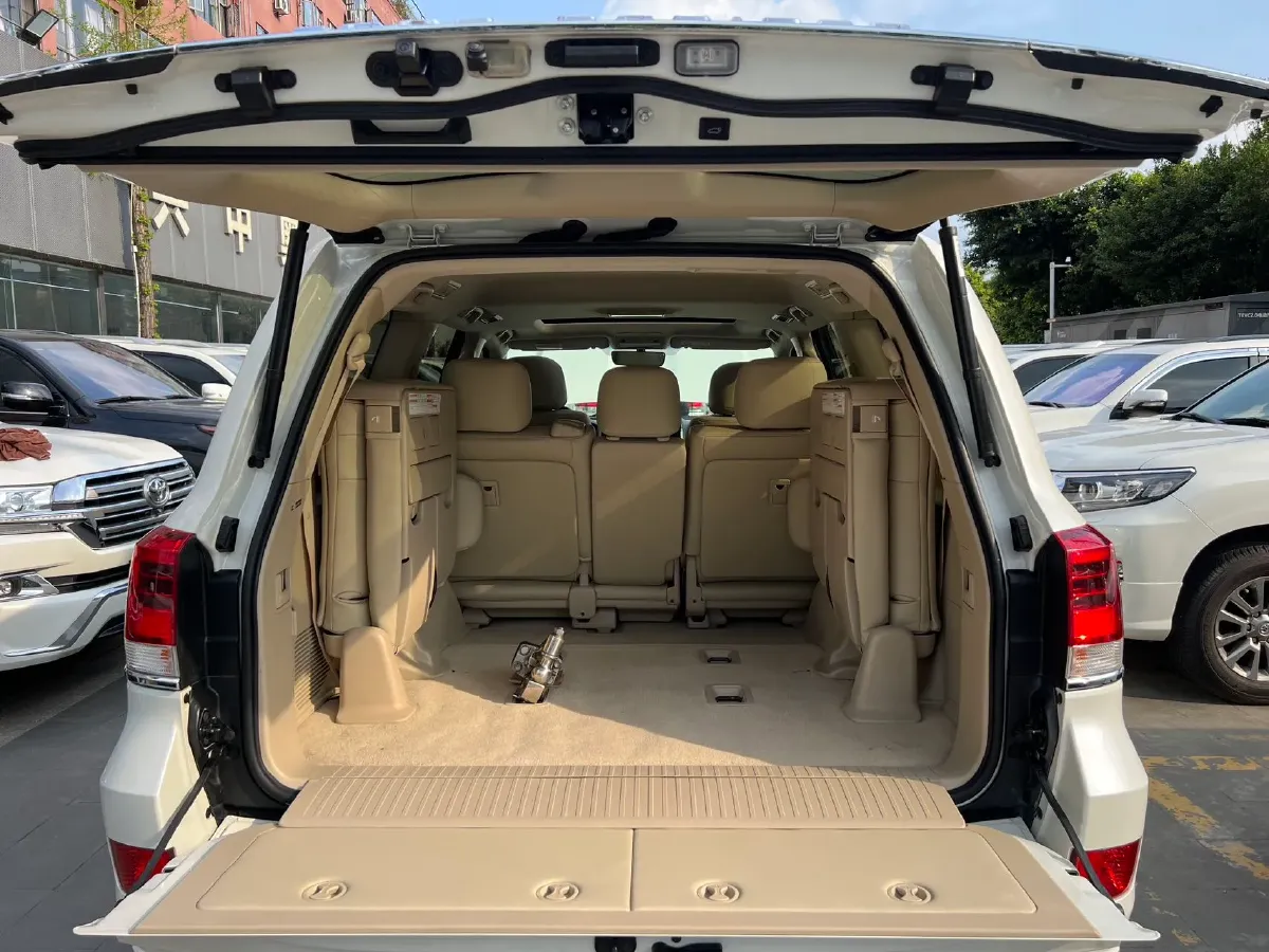 2019 Chevrolet Trax 1.0T 125HP L3 6AT,autocango,china used car exporter,china ev exporter,chinese used car exporter,chinese used ev exporter