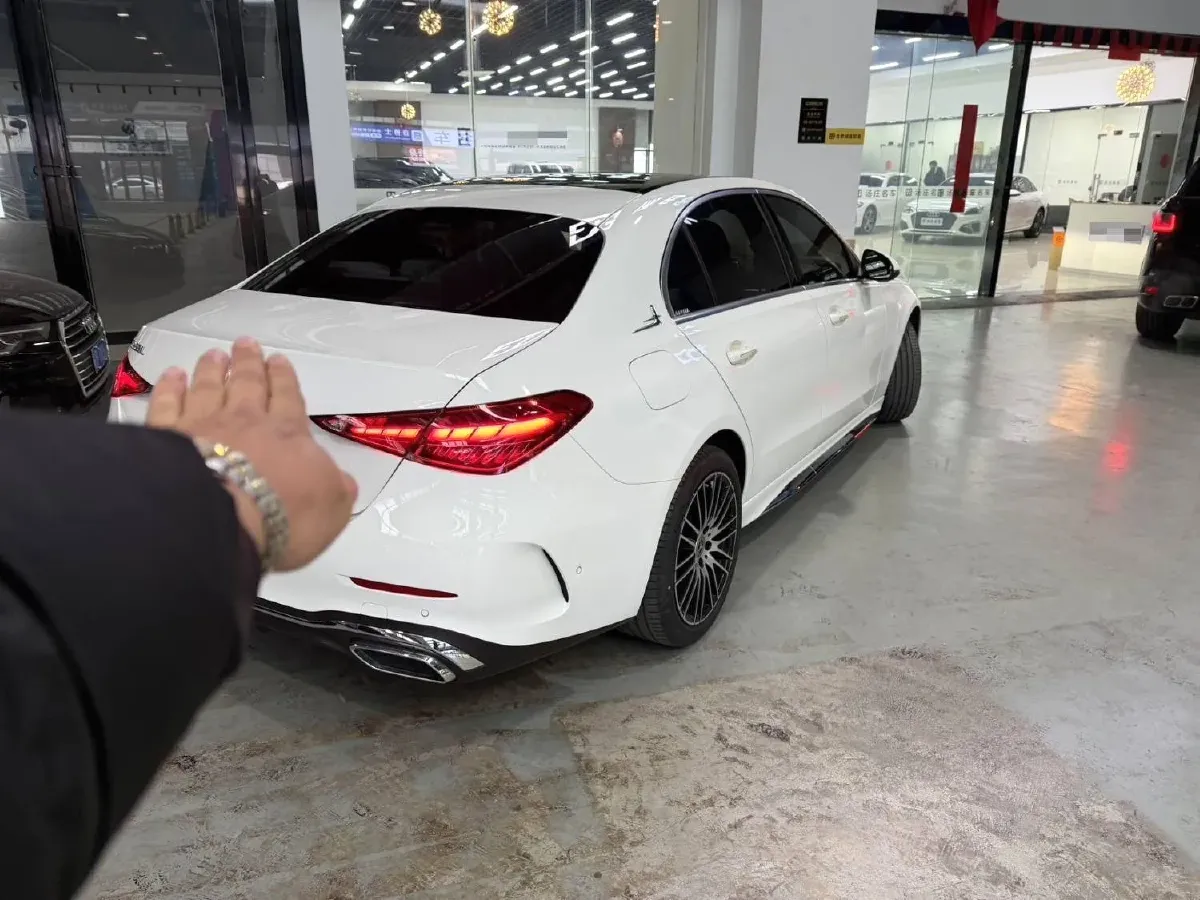 2023 Mercedes-Benz C Class 1.5T 204HP L4 9AT,autocango,china used car exporter,china ev exporter,chinese used car exporter,chinese used ev exporter