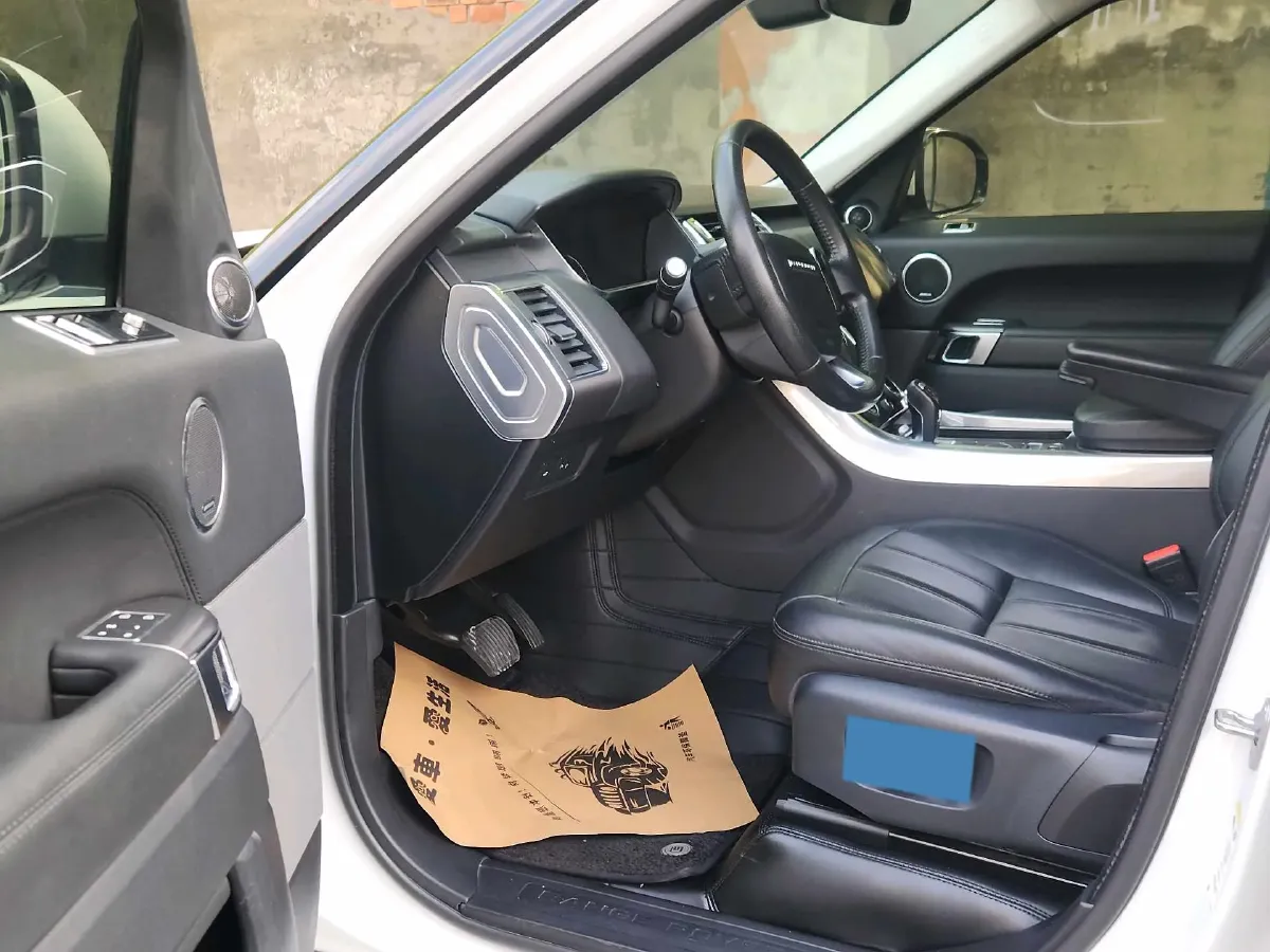 2021 Land Rover Range Rover Sport 3.0T 400HP L6 8AT,autocango,china used car exporter,china ev exporter,chinese used car exporter,chinese used ev exporter