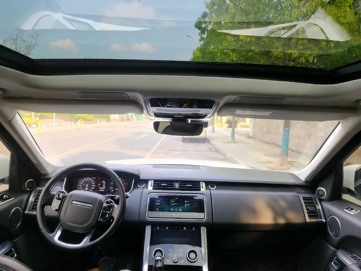 2021 Land Rover Range Rover Sport 3.0T 400HP L6 8AT,autocango,china used car exporter,china ev exporter,chinese used car exporter,chinese used ev exporter