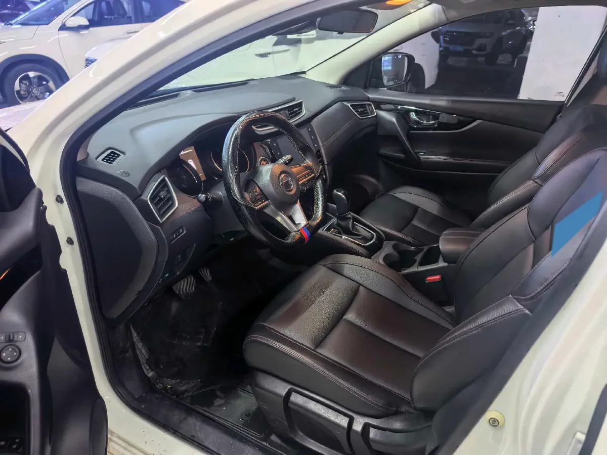 2022 Nissan Qashqai 2.0L 151HP L4 CVT,autocango,china used car exporter,china ev exporter,chinese used car exporter,chinese used ev exporter
