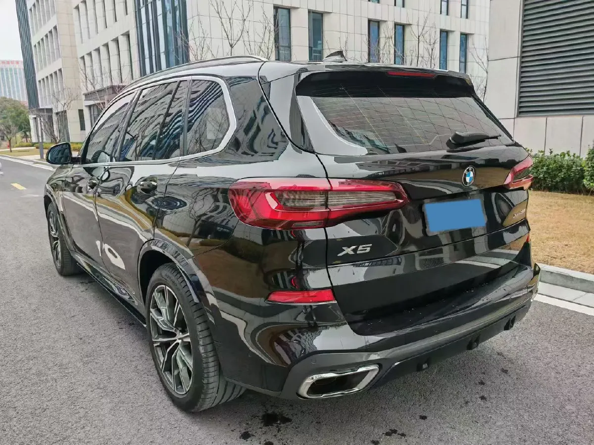 2021 BMW X5 3.0T 340HP L6 8AT,autocango,china used car exporter,china ev exporter,chinese used car exporter,chinese used ev exporter