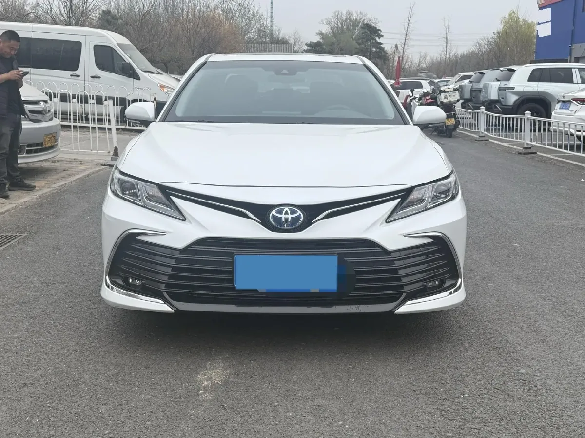 2023 Toyota Camry 2.5L 178HP L4 E-CVT Hybrid,autocango,china used car exporter,china ev exporter,chinese used car exporter,chinese used ev exporter