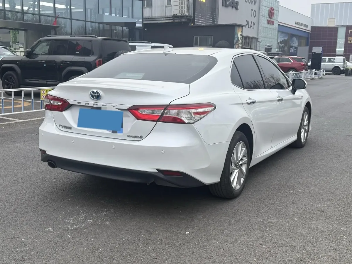 2023 Toyota Camry 2.5L 178HP L4 E-CVT Hybrid,autocango,china used car exporter,china ev exporter,chinese used car exporter,chinese used ev exporter