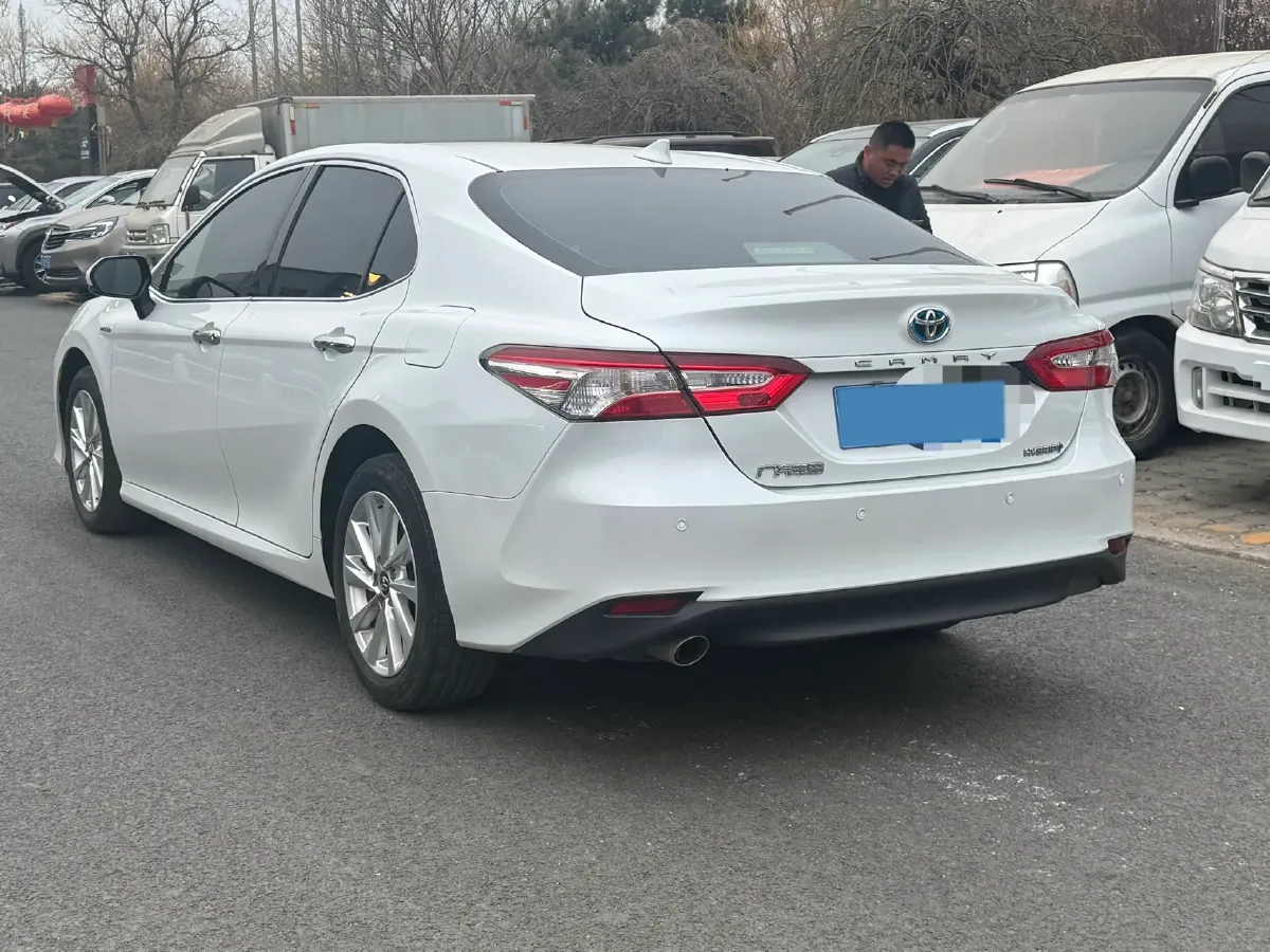 2023 Toyota Camry 2.5L 178HP L4 E-CVT Hybrid,autocango,china used car exporter,china ev exporter,chinese used car exporter,chinese used ev exporter