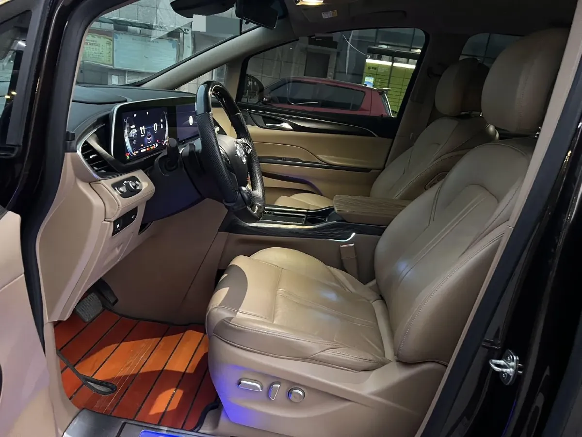 2021 Buick GL8 2.0T 237HP L4 9AT,autocango,china used car exporter,china ev exporter,chinese used car exporter,chinese used ev exporter