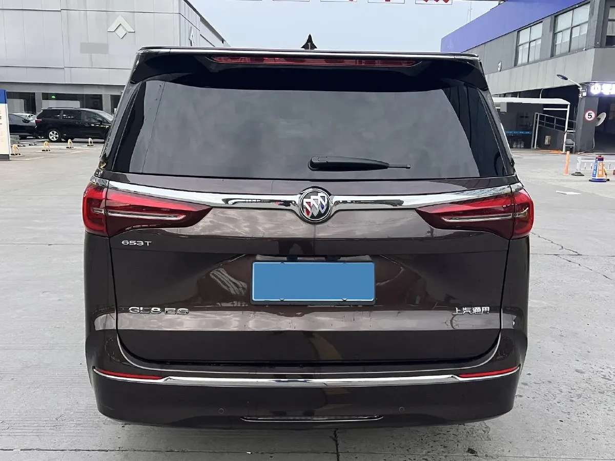 2021 Buick GL8 2.0T 237HP L4 9AT,autocango,china used car exporter,china ev exporter,chinese used car exporter,chinese used ev exporter
