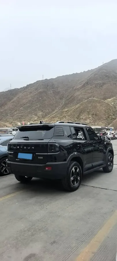 2025 Jetour Traveller 1.5T 184HP L4 7DCT,autocango,china used car exporter,china ev exporter,chinese used car exporter,chinese used ev exporter