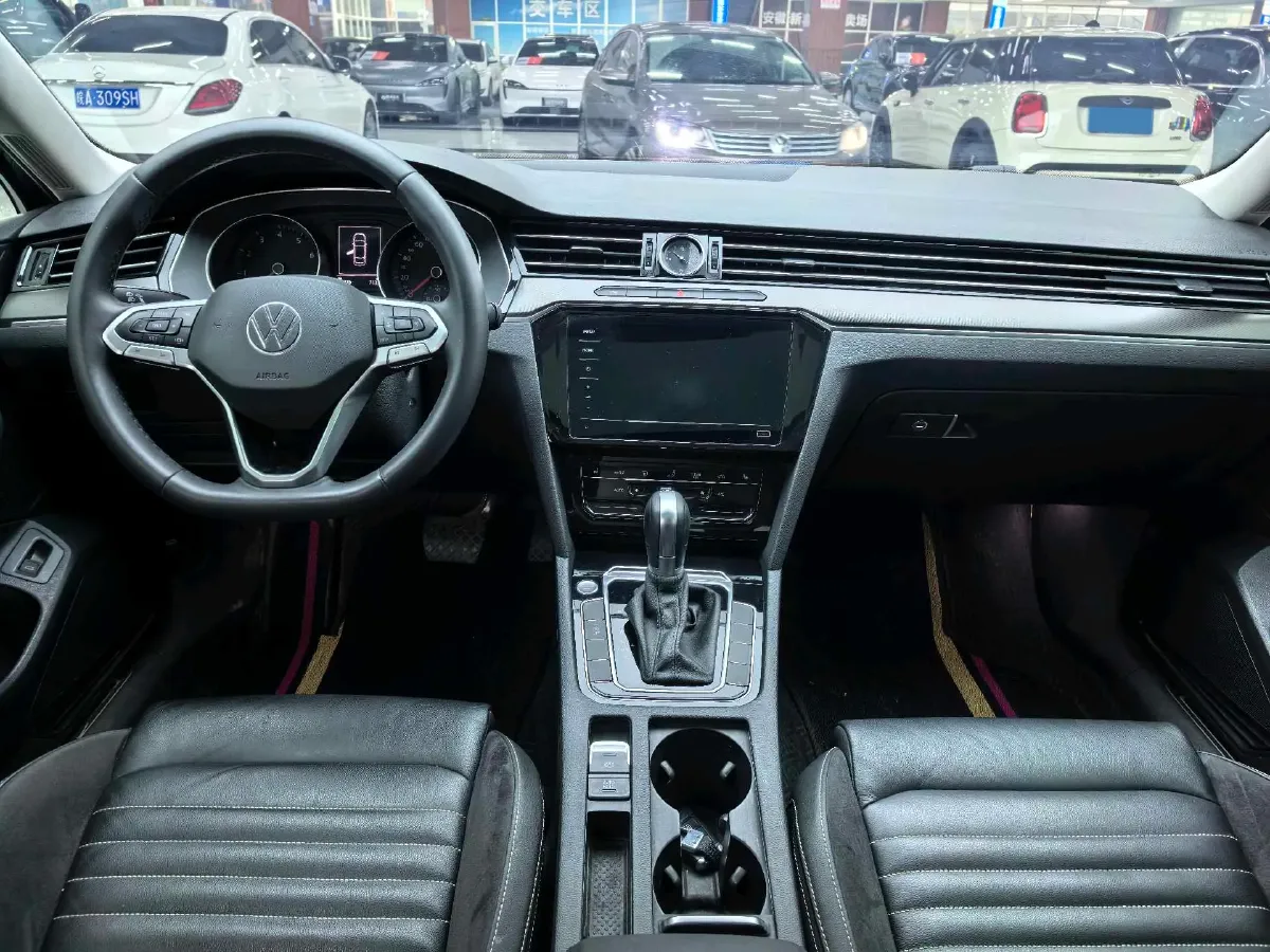 2020 Volkswagen Magotan 1.4T 150HP L4 7DCT,autocango,china used car exporter,china ev exporter,chinese used car exporter,chinese used ev exporter