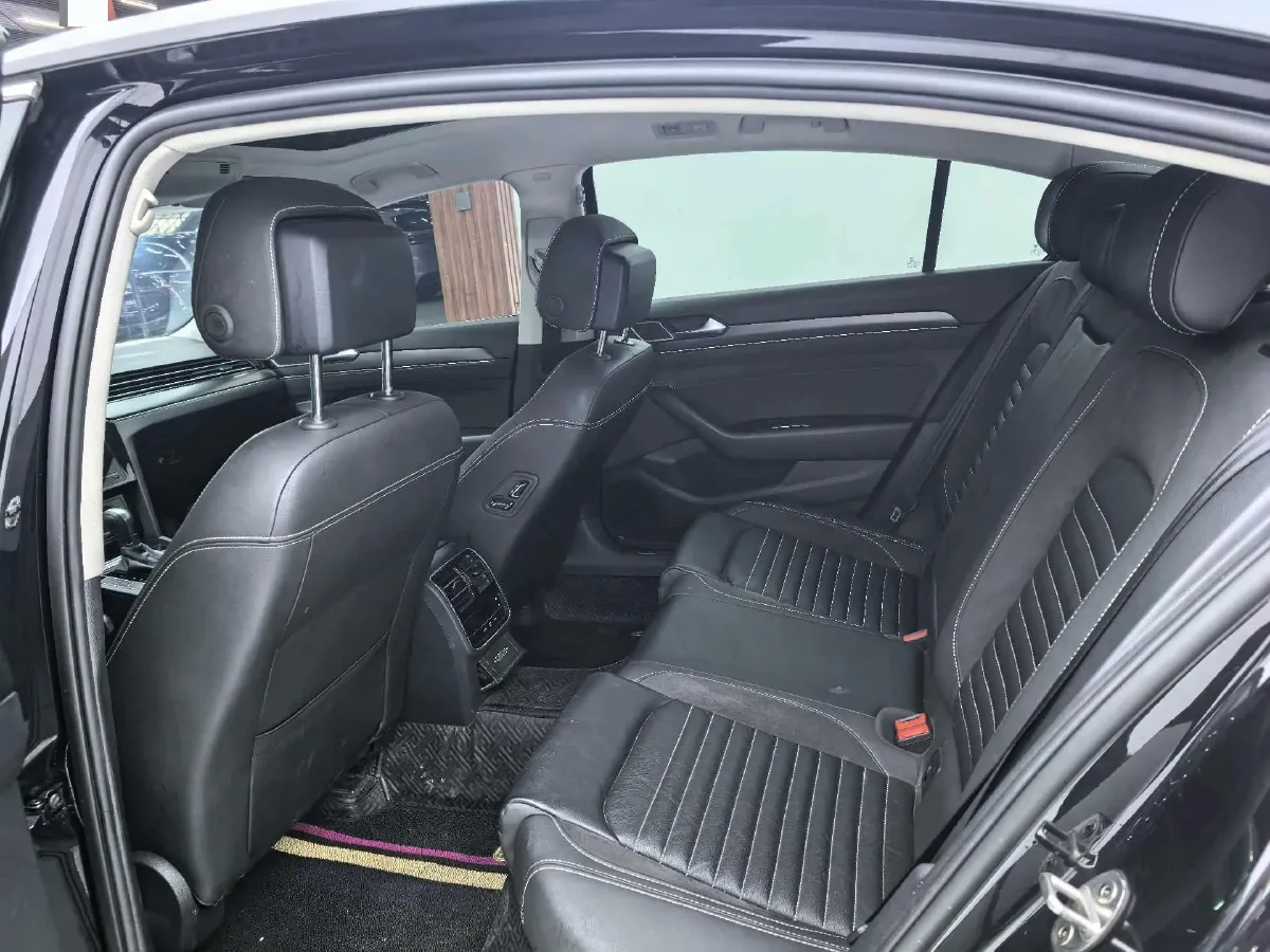 2020 Volkswagen Magotan 1.4T 150HP L4 7DCT,autocango,china used car exporter,china ev exporter,chinese used car exporter,chinese used ev exporter