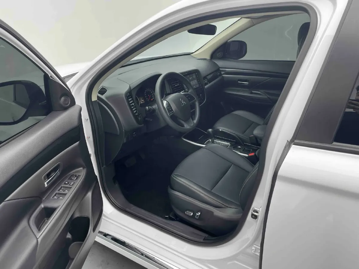 2021 Livan Maple 80v BEV,autocango,china used car exporter,china ev exporter,chinese used car exporter,chinese used ev exporter